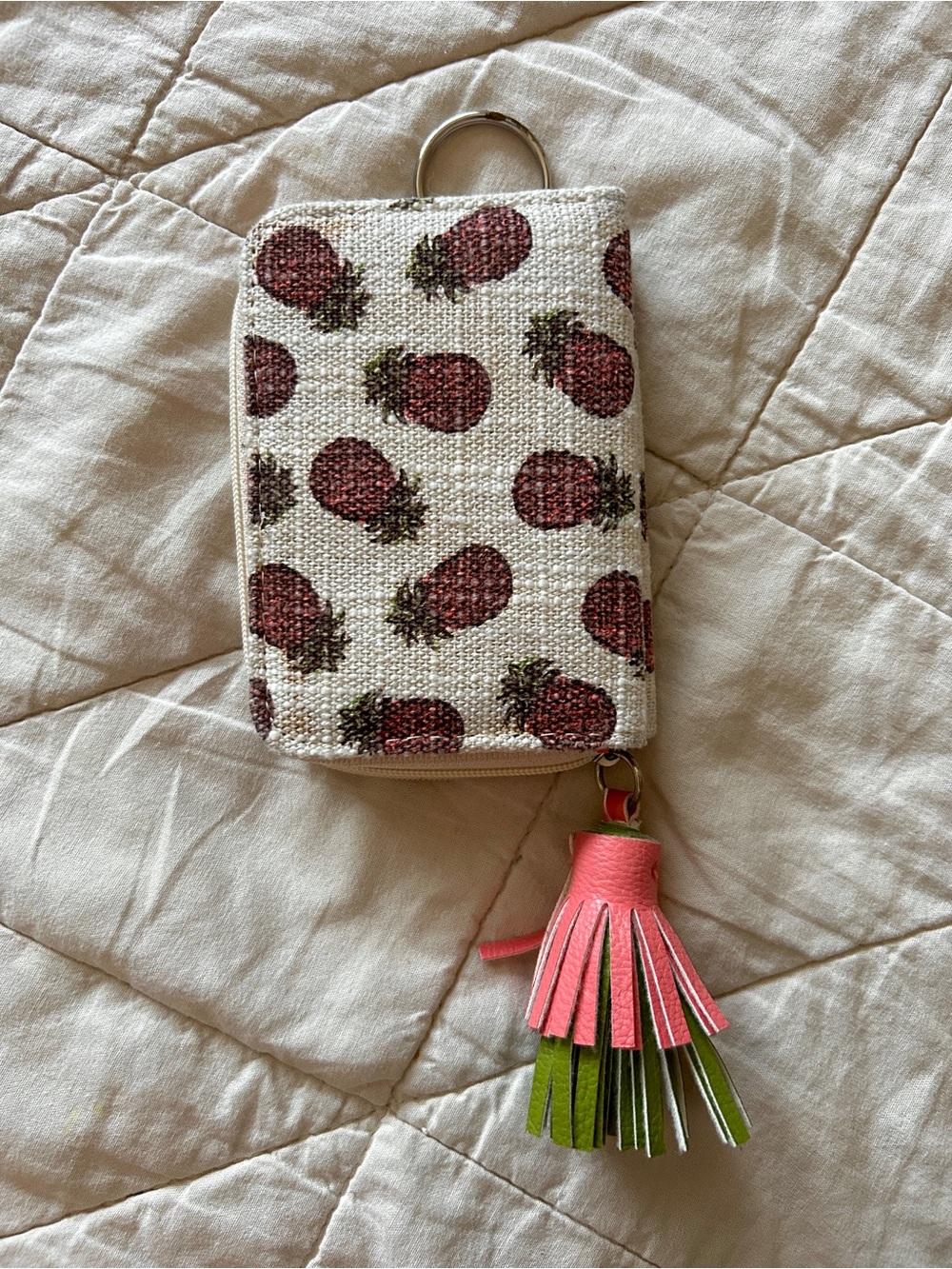 Pineapple Print Wallet Keychain